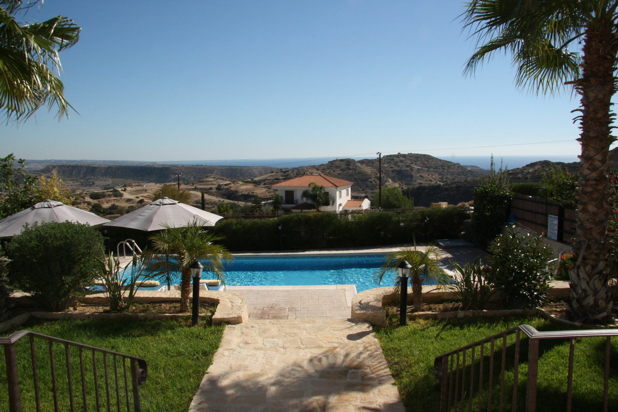 Vineland Sheromyli Villas ピッソウリ エクステリア 写真